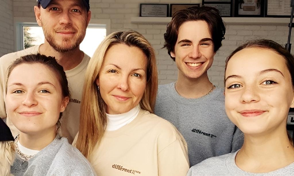 Véronique Cloutier, Louis Morissette et leurs enfants Justin, Raphaelle et Delphine