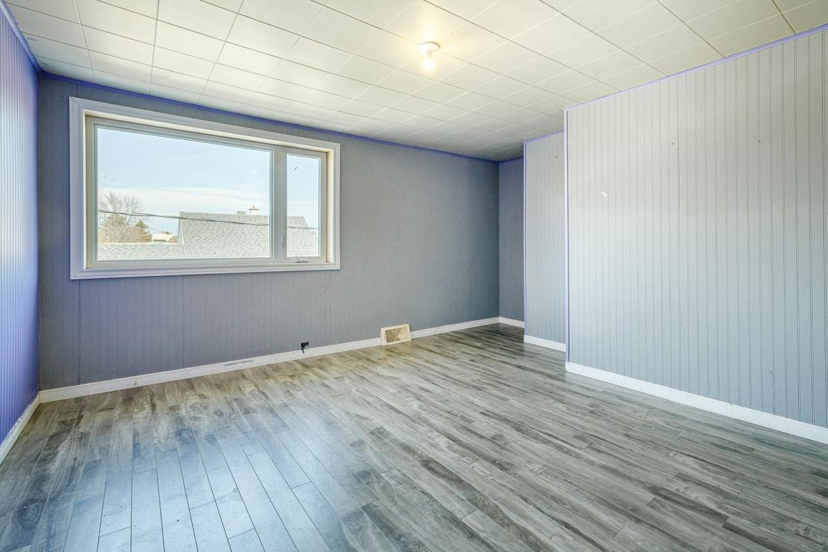 Autre vue de la chambre principale