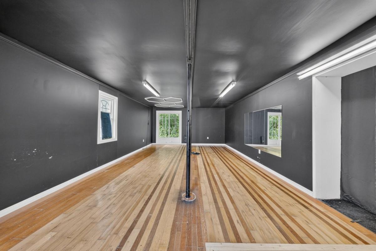 Intérieur du garage principal