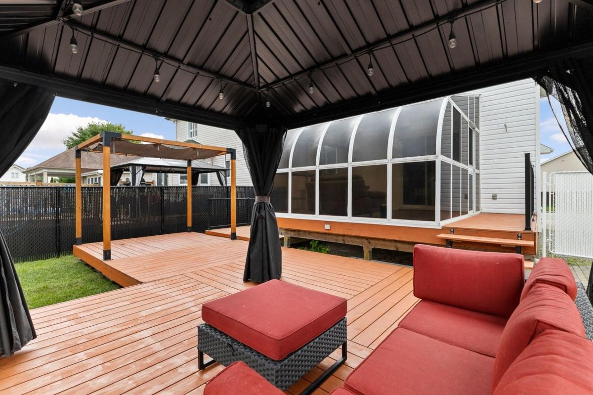 Autre angle de la terrasse