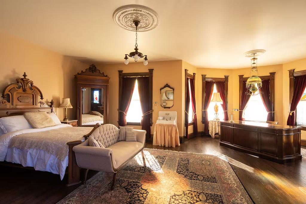Chambre Witch Castle Airbnb