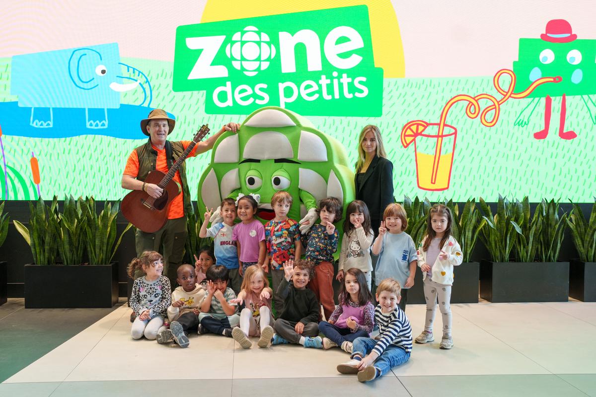 Ludivine Reding et Arthur l'aventurier pour le lancement des chaînes numériques de Radio-Canada