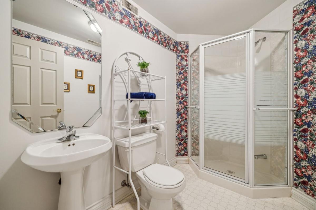 Salle de bain du sous-sol