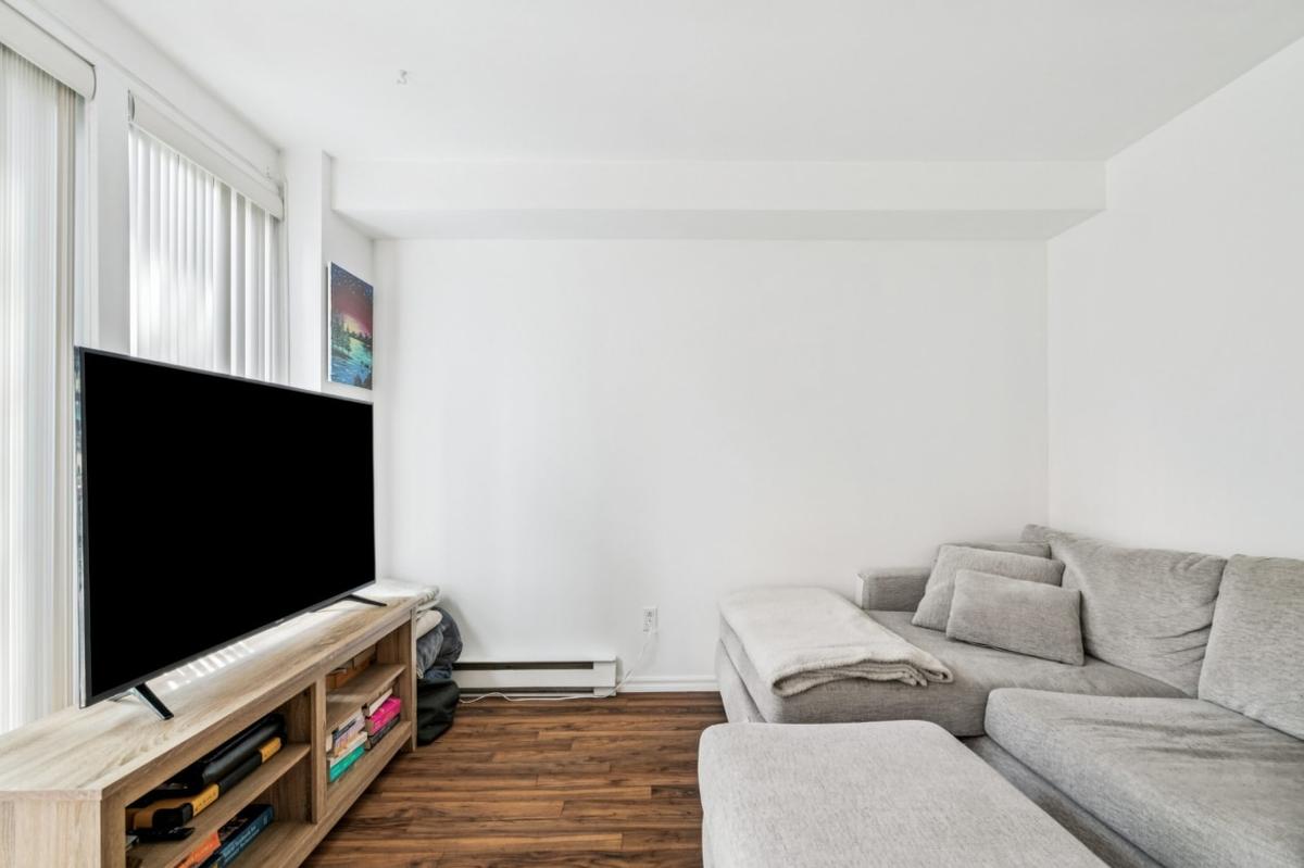 Lumineux, accueillant : un condo rez-de-jardin plein de charme au cœur du Village Saint-Louis à Lachine