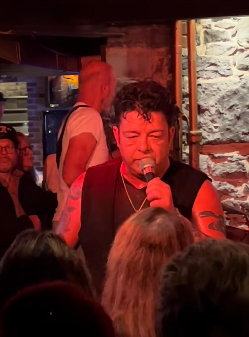 Éric Lapointe en spectacle au Bistro à Jojo