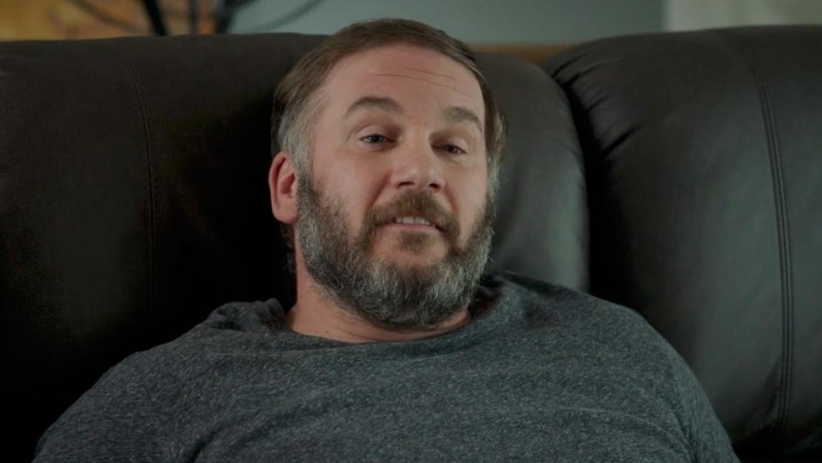 Karl Farah dans Antigang