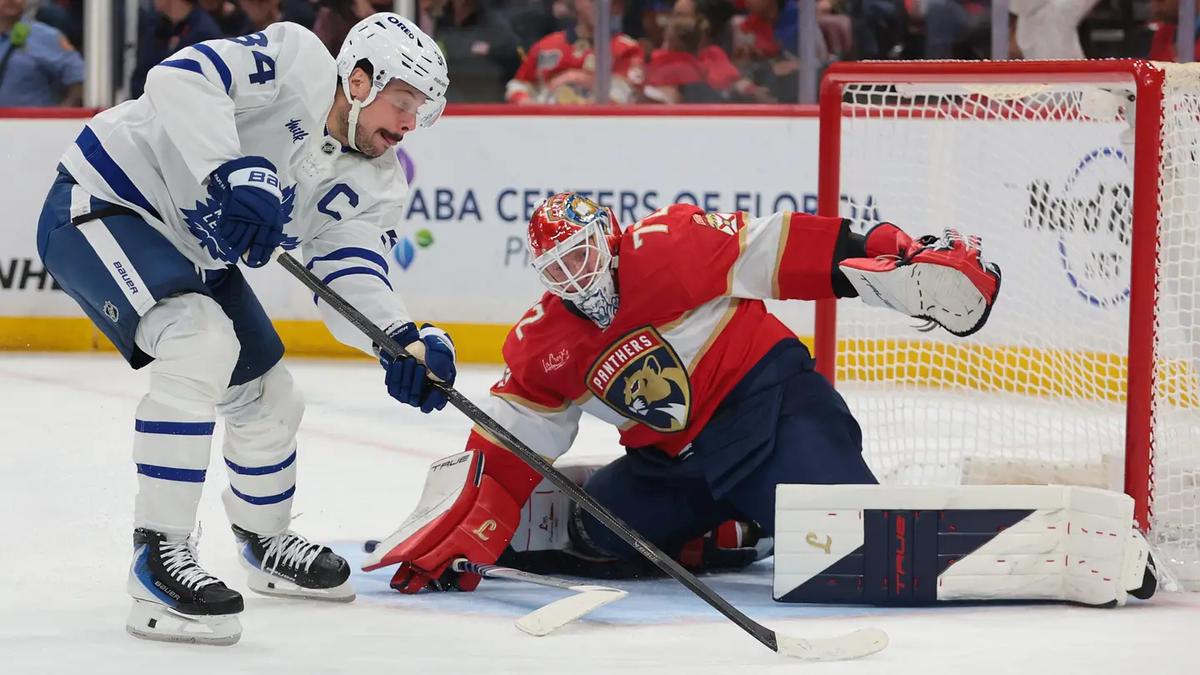 Sergei Bobrovsky and Auston Matthews 