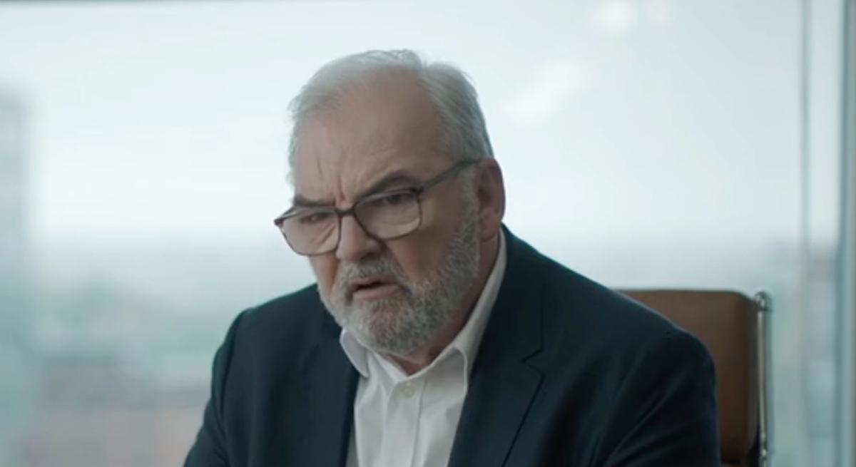 Gildor Roy dans son rôle de Jean Dumas dans Dumas
