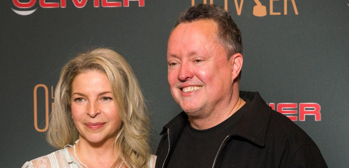 Mike Ward et son amoureuse Bibi Benoît sur le tapis rouge du Gala Les Olivier 2026