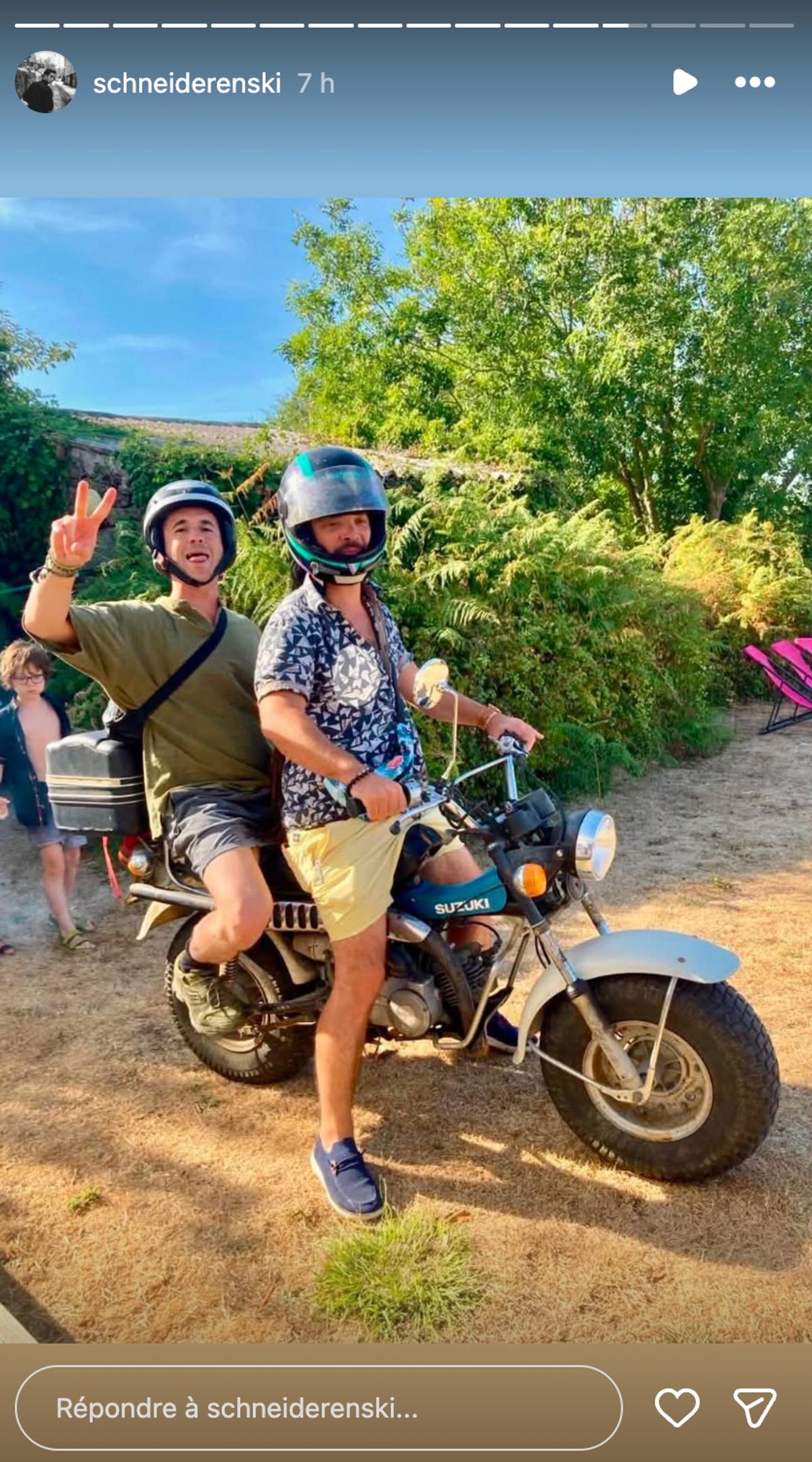 Émile Schneider partage des photos de vacances avec son fils Henri