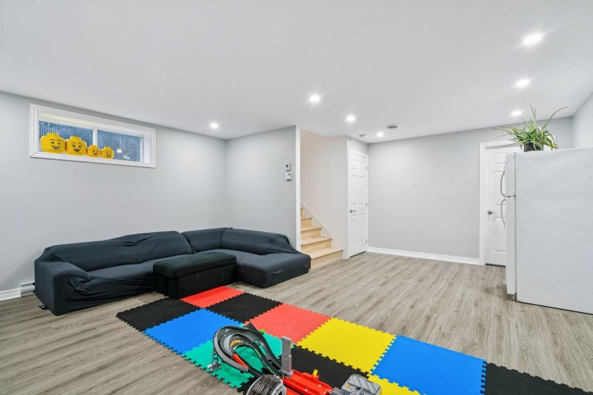 Salle familiale au sous-sol