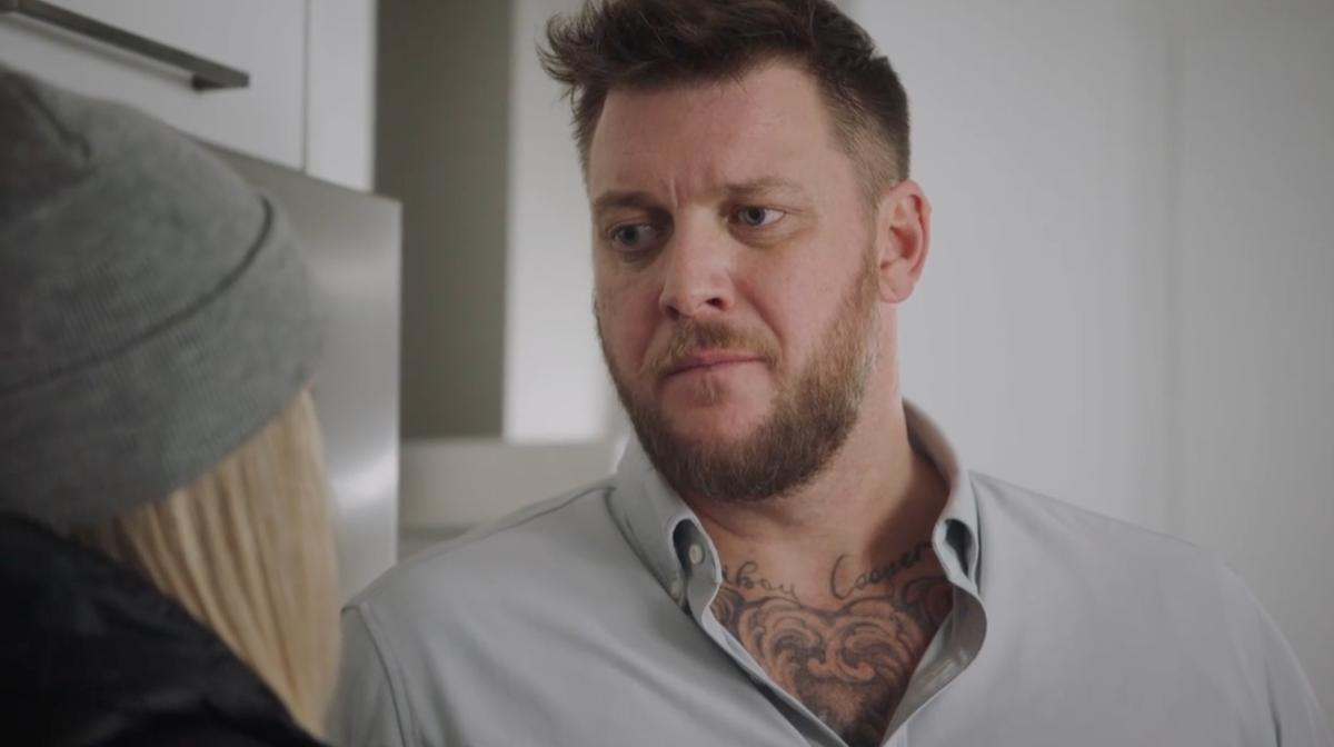 Mathieu Baron dans Indéfendable