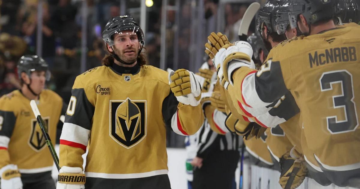 Brandon Saad-Zak Krill-NHLI-Getty-