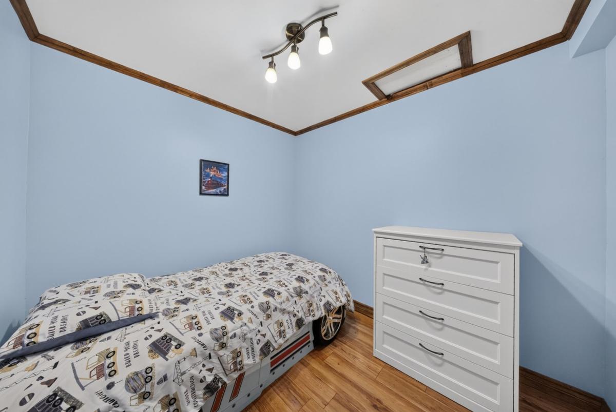 Le bureau pouvant servir de troisième chambre