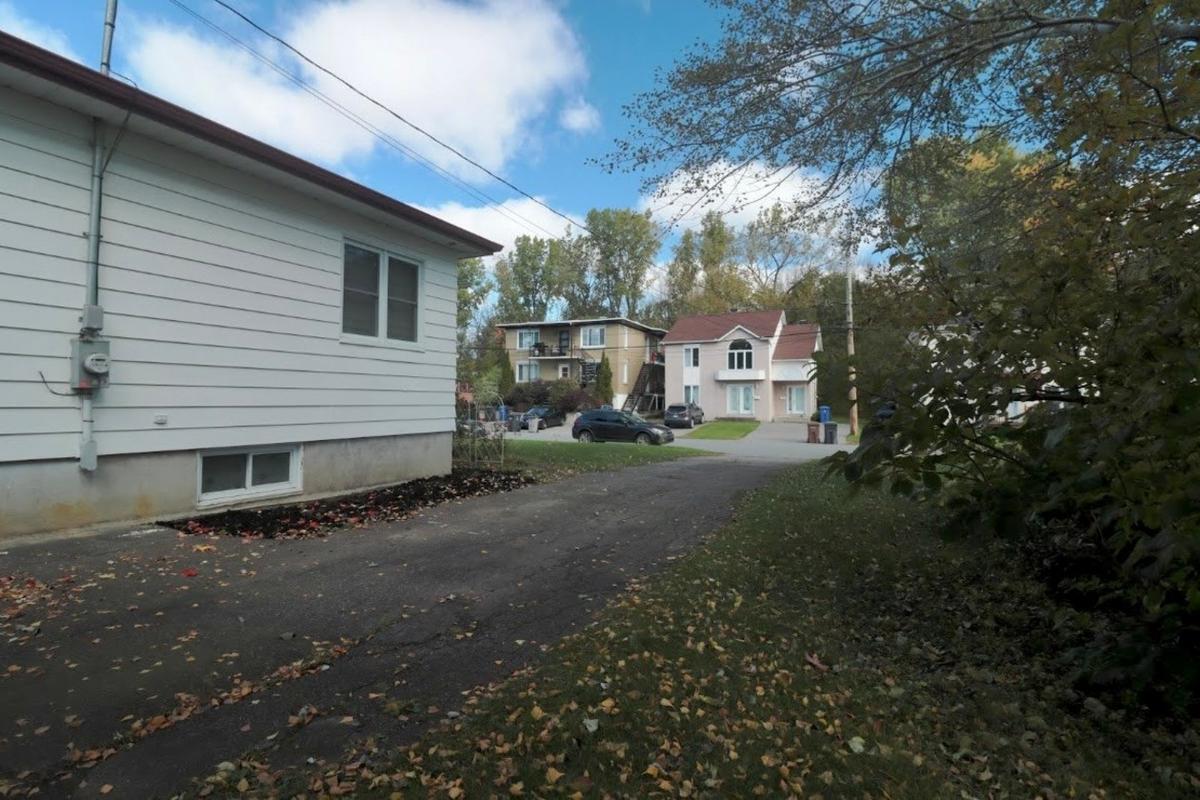 Vue extérieure de la propriété
