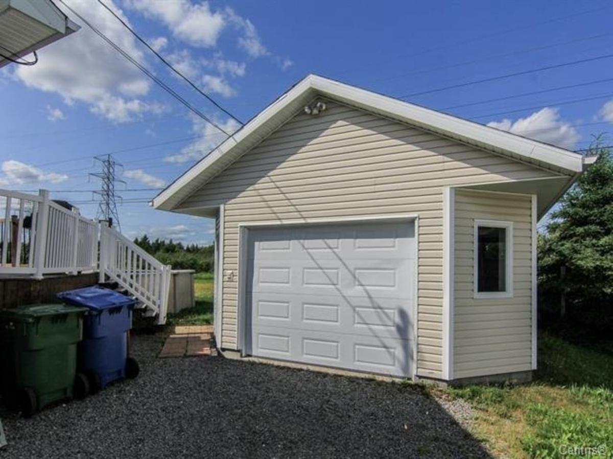 Intérieur du garage double