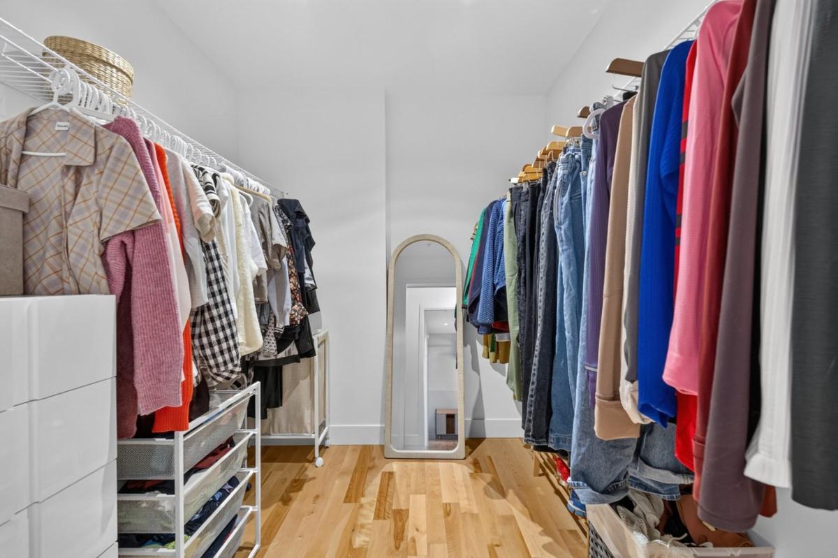 Penderie de la chambre principale
