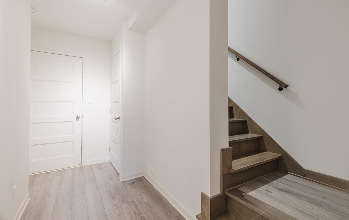 Escalier reliant les deux niveaux