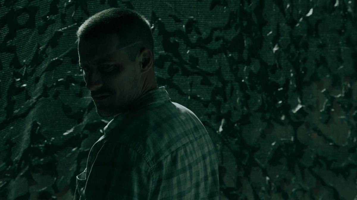 Frédéric Millaire Zouvi dans Les Armes