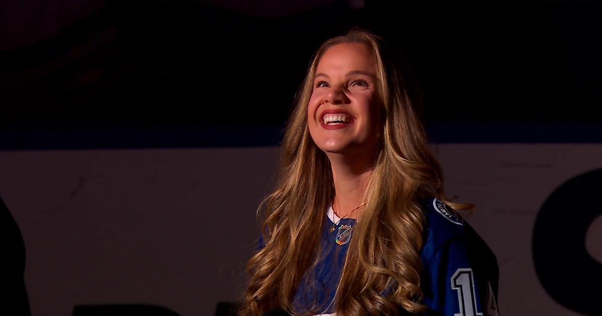Amanda Breivogel-Game 7-Anthem-