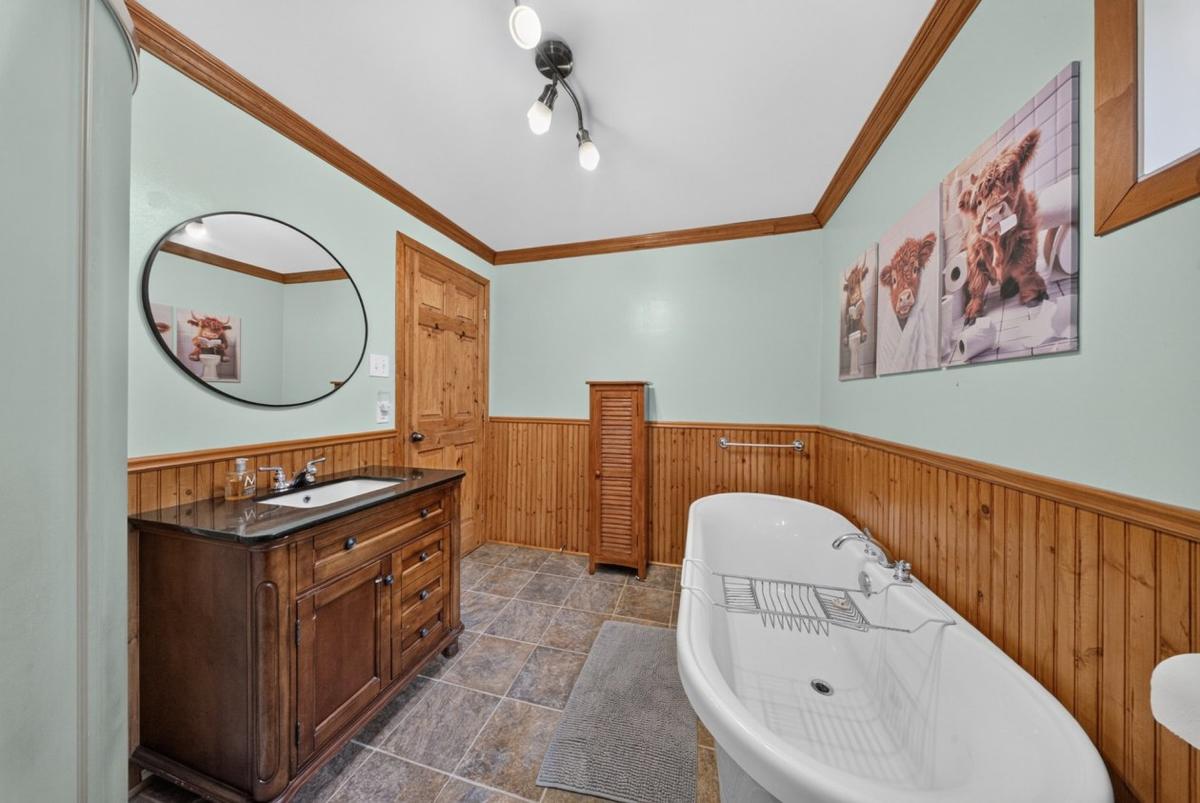 Autre vue de la salle de bain
