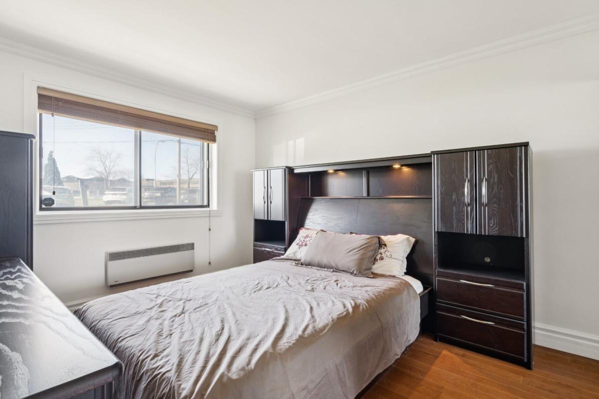 La chambre principale spacieuse