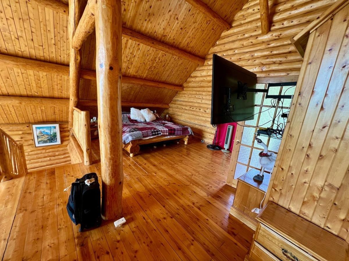 Vue sur la chambre principale