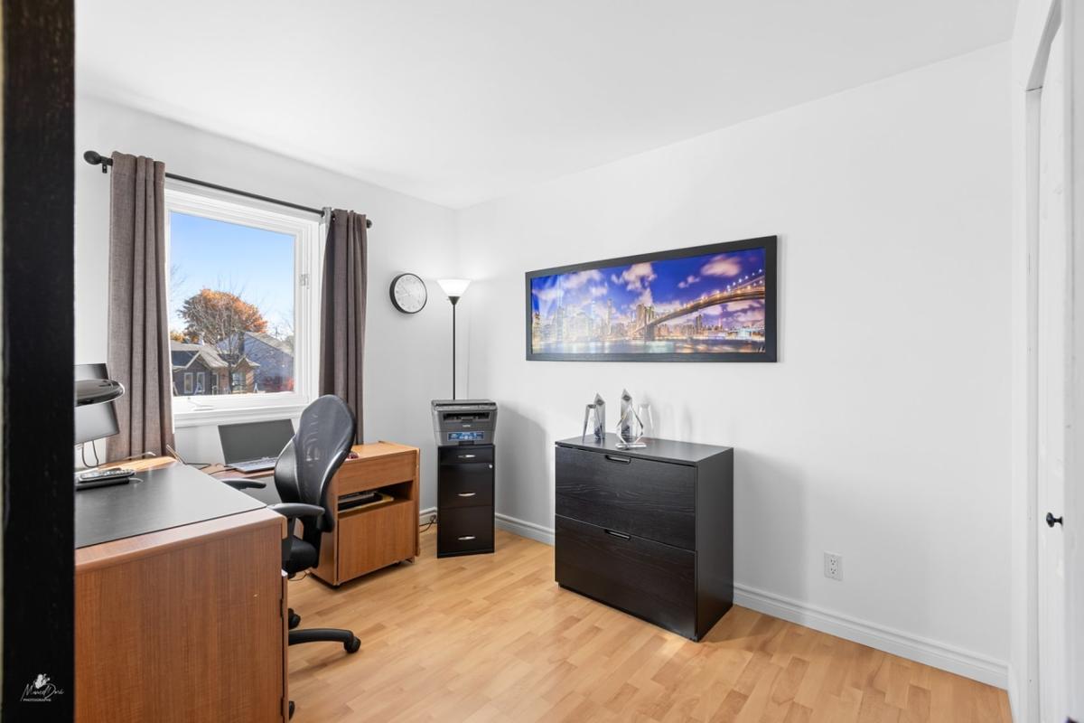 Le bureau ou septième chambre