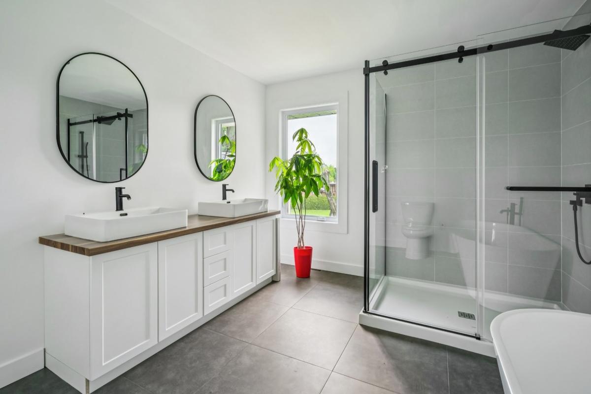 Salle de bain principale