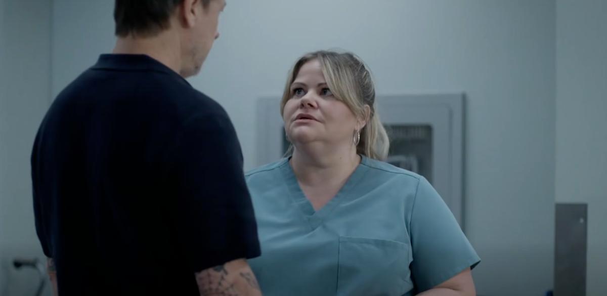 Isabelle Granger (Geneviève Schmidt) et Stéphane Rousseau (Éric Perron) dans STAT