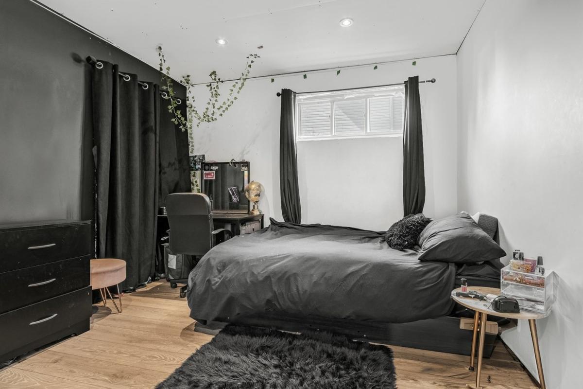Troisième chambre au rez-de-chaussée