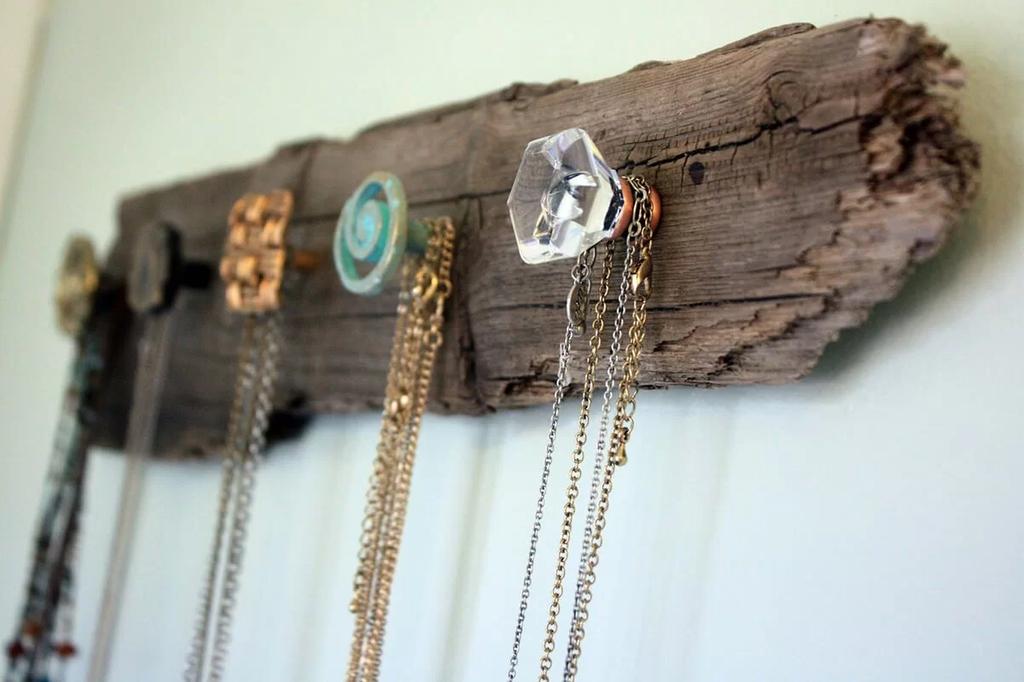 Rangement collier