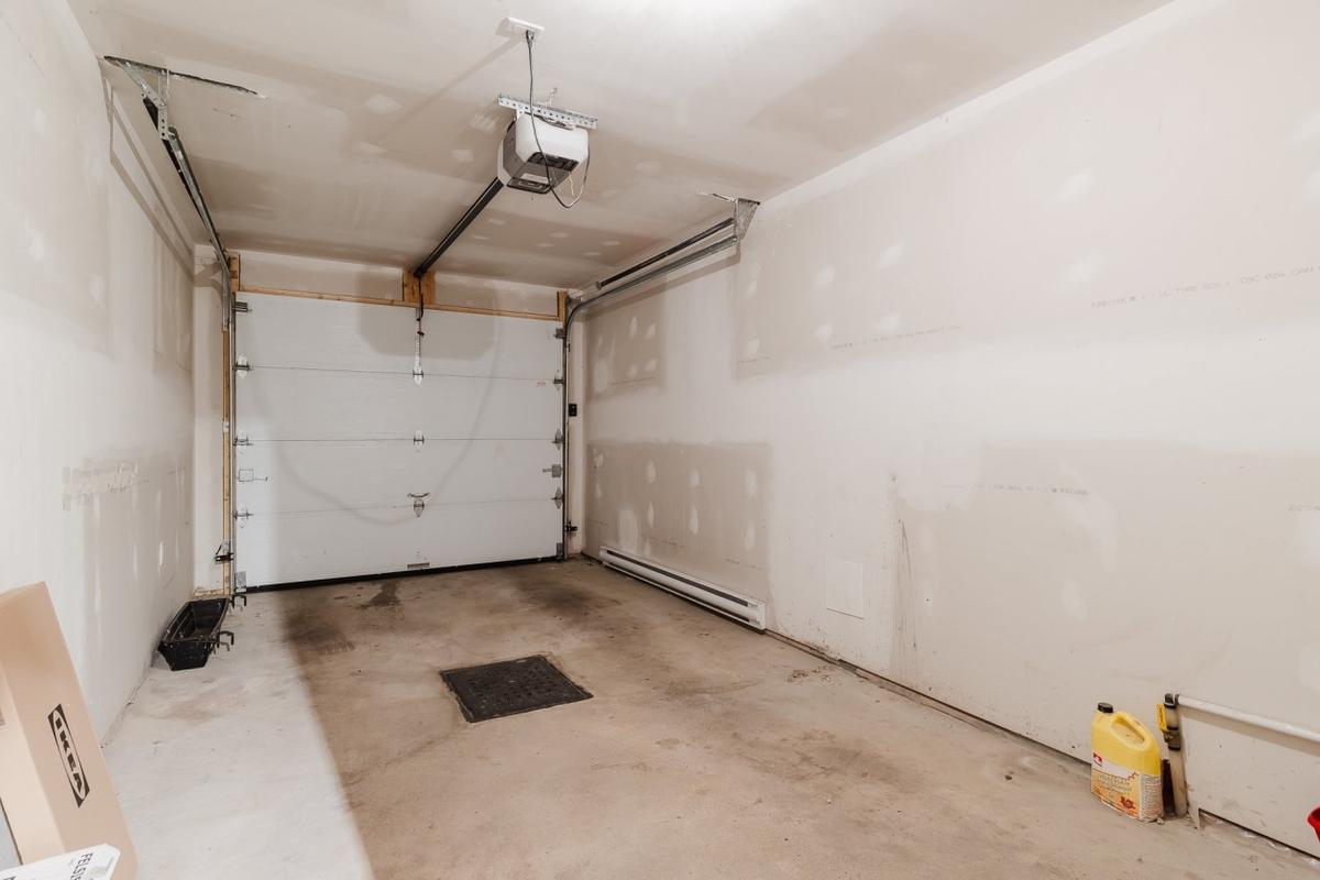 Garage intérieur avec accès direct