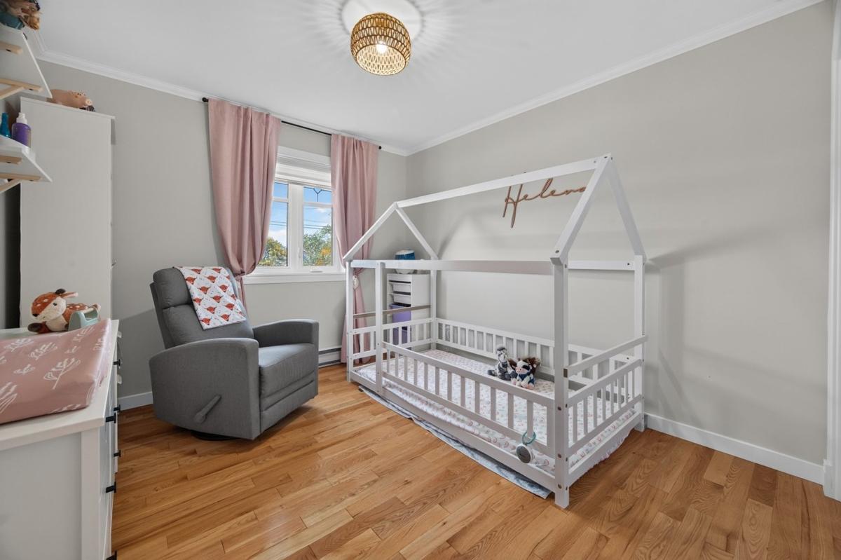 Chambre secondaire au rez-de-chaussée