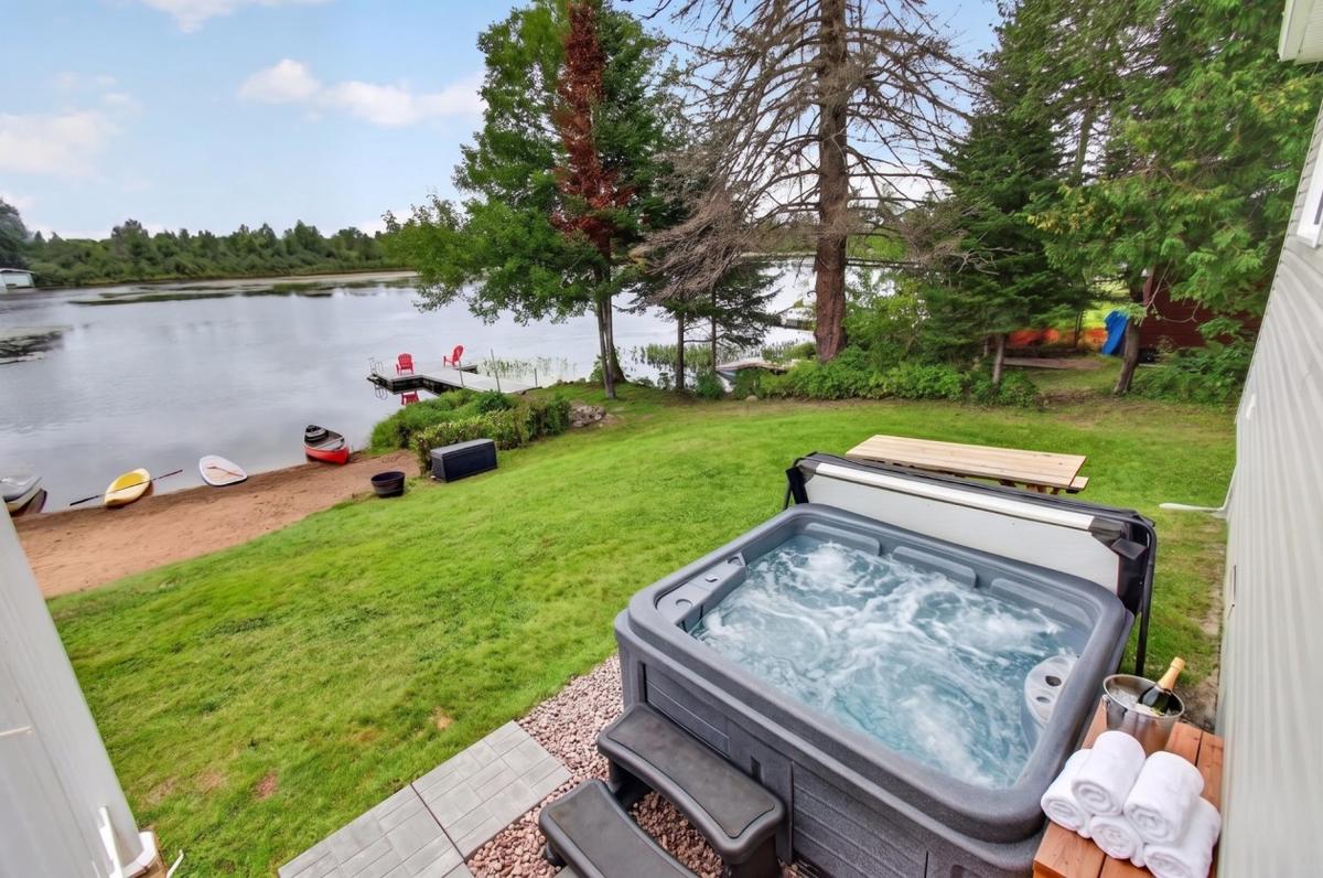 Spa extérieur avec vue