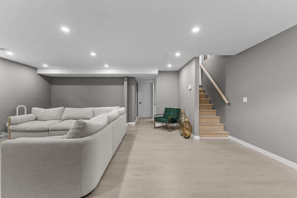 Salle familiale, autre perspective