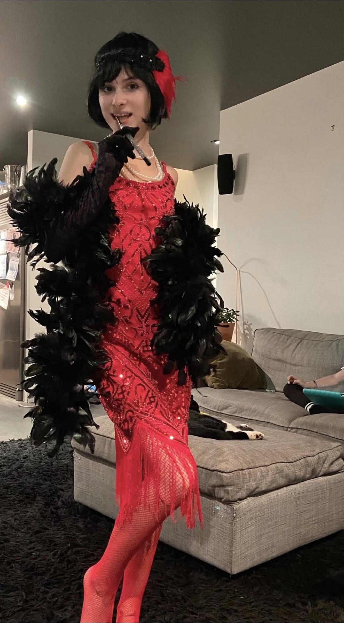 Mia Tinayre en costume