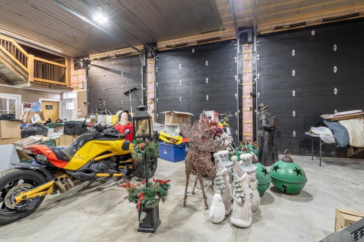 Premier garage spacieux