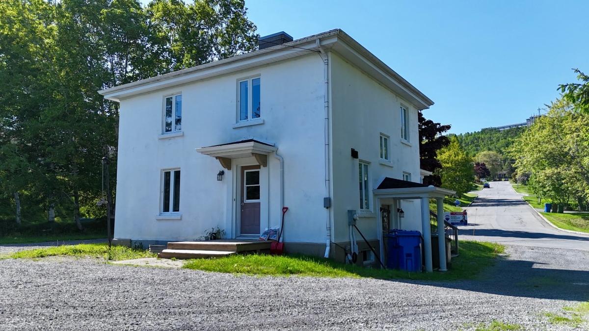 Vue arrière de la propriété