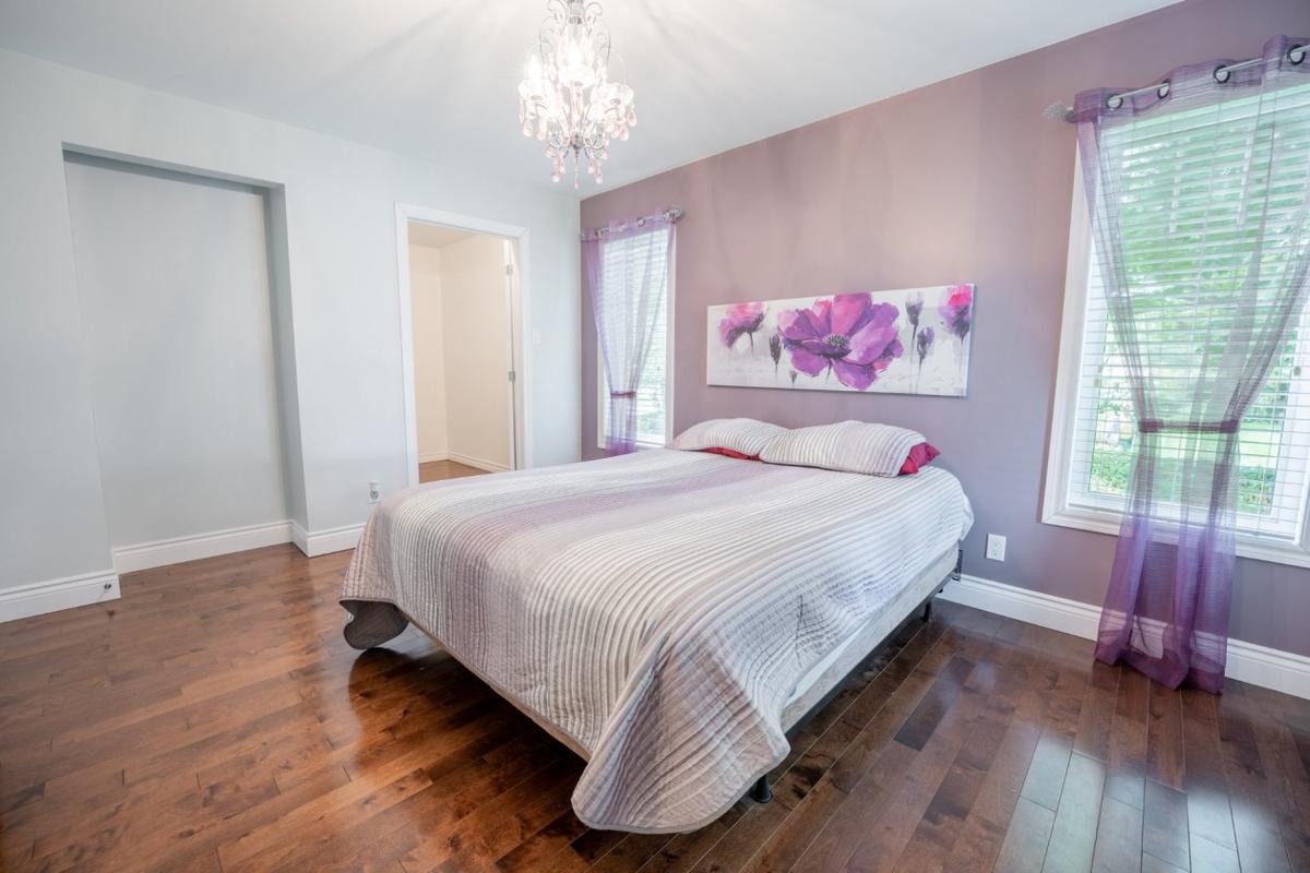 Chambre principale, vue complémentaire