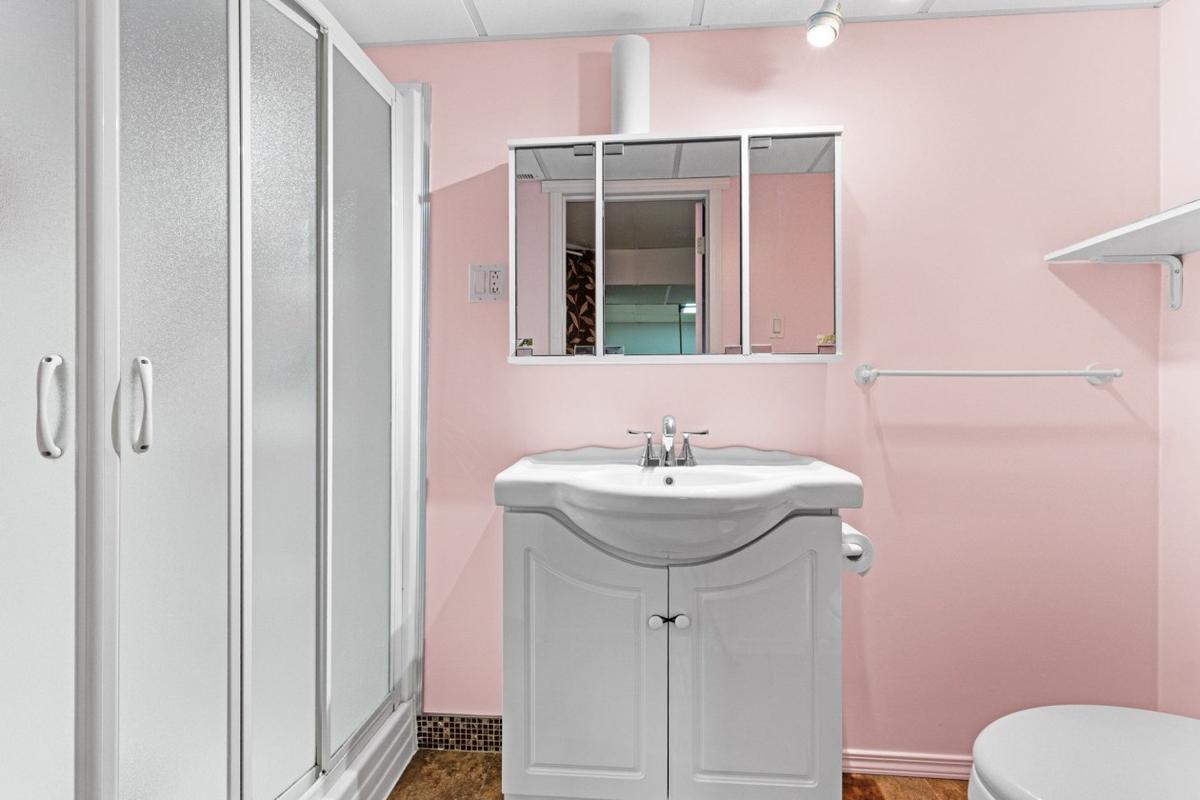 Deuxième salle de bain