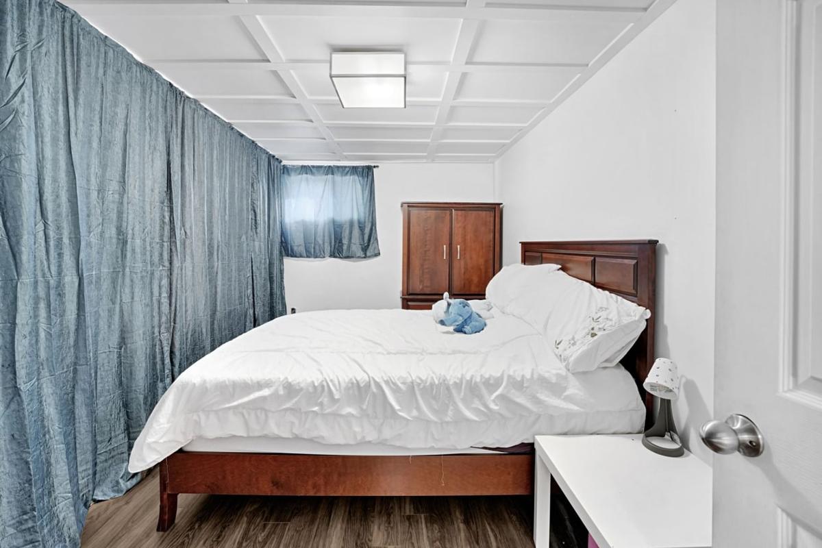 Chambre avec vue sur la cour