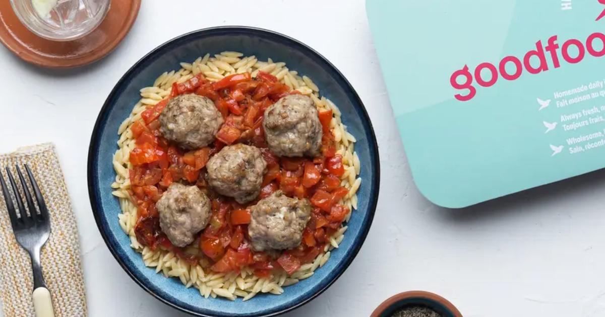 Boulettes de porc style moyen-orient avec orzo et légumes rôtis de GoodFood