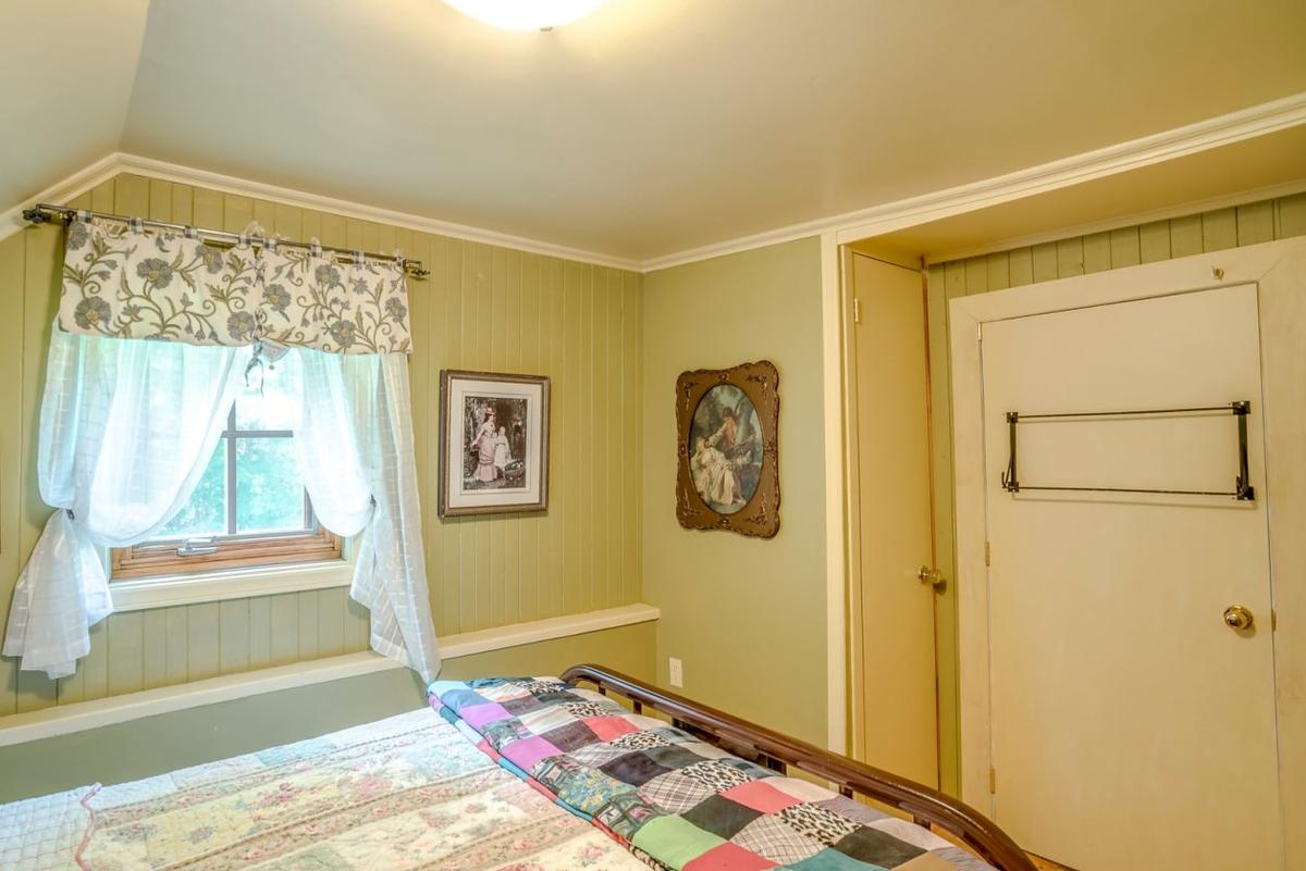 Chambre aux tons chaleureux