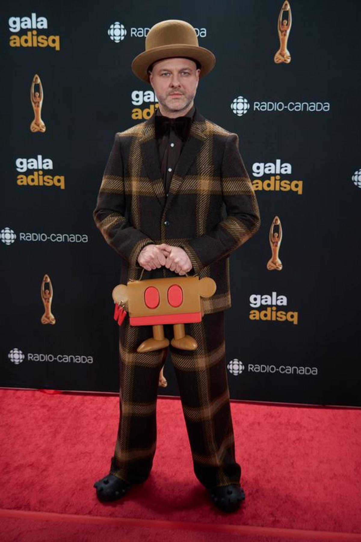 Pierre Lapointe sur le tapis rouge du Gala de l'ADISQ