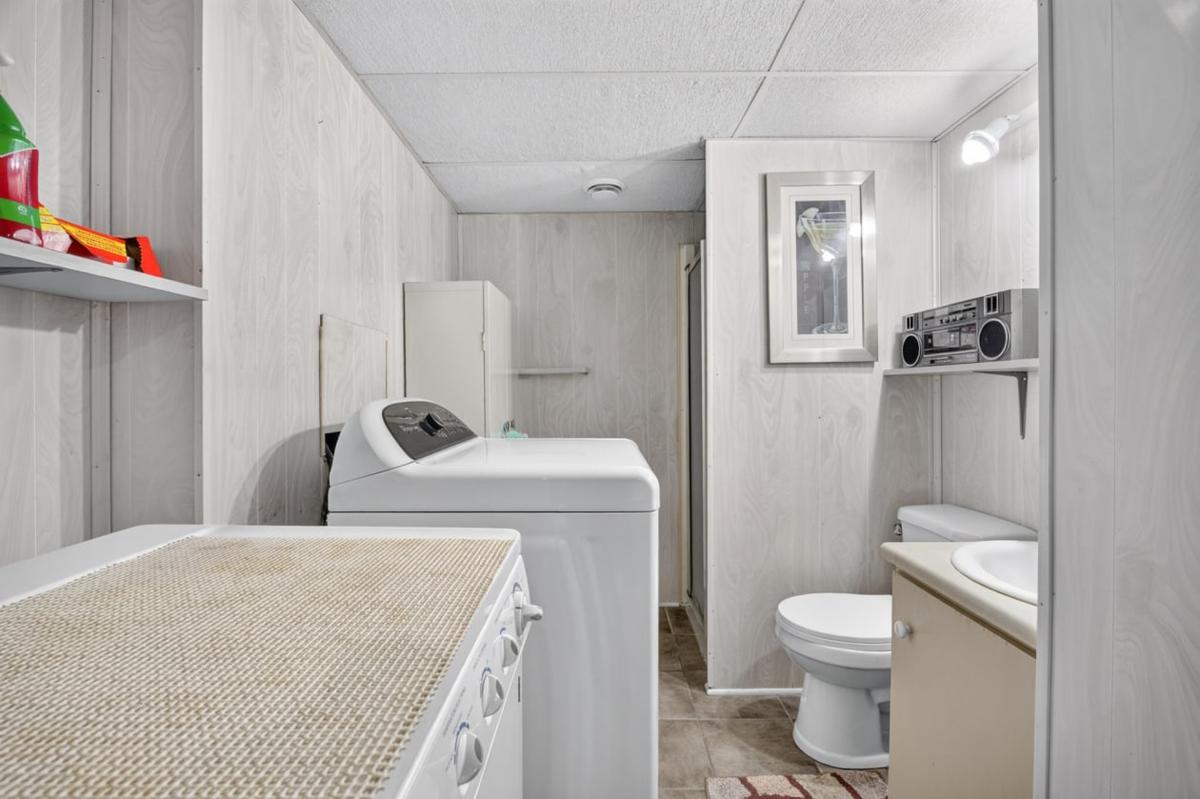 Salle de bain au sous-sol