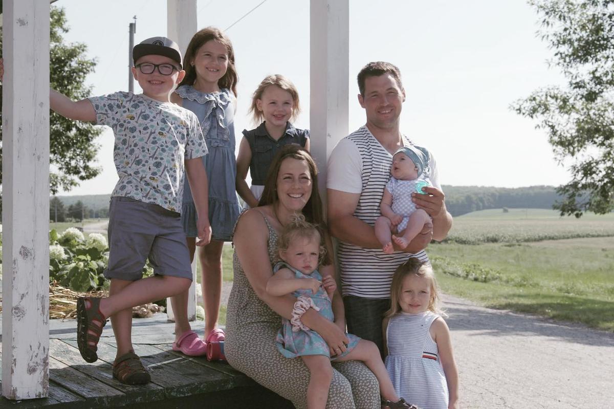 La famille avec six enfants en octobre 2021
