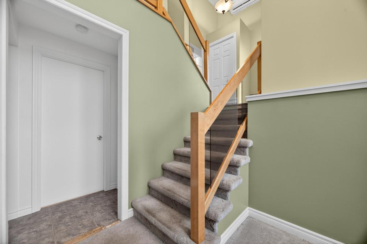 Escalier entre les paliers