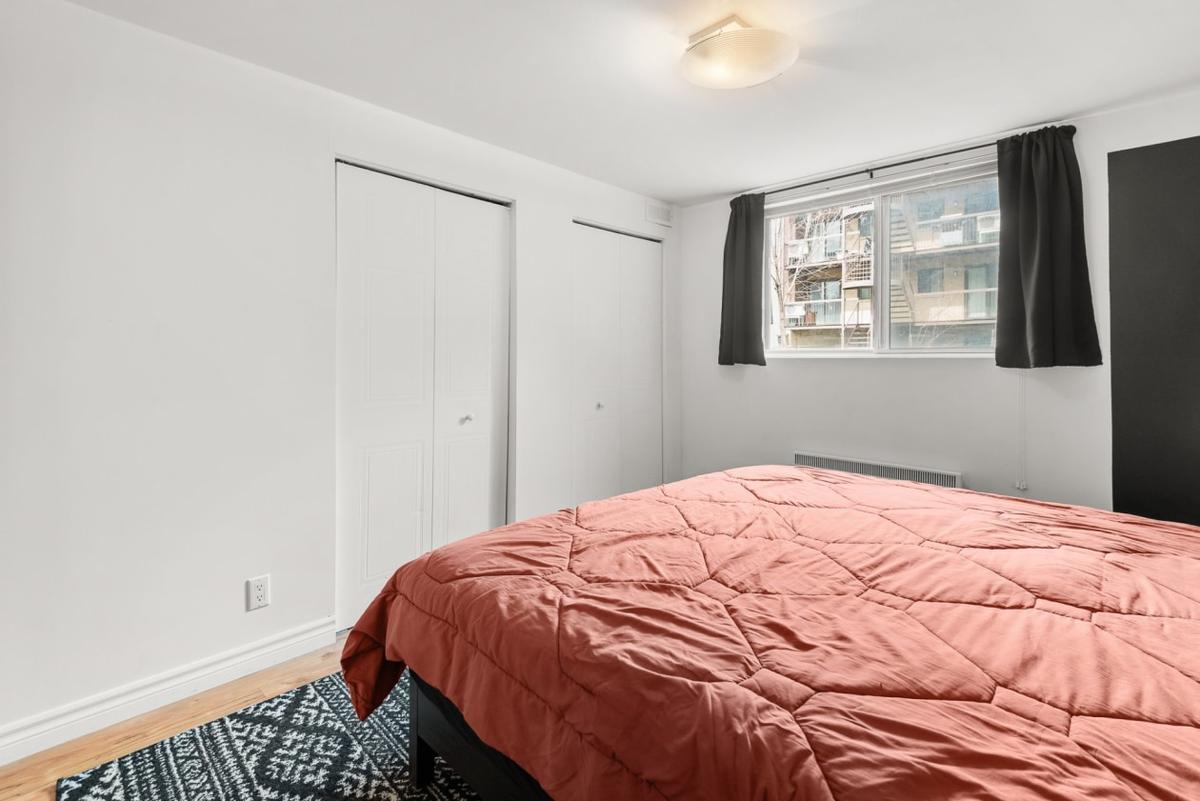 Autre vue de la chambre principale