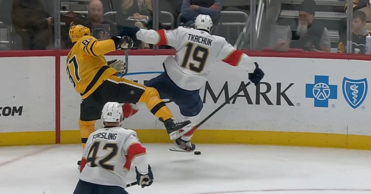 Sidney Crosby-Matthew Tkachuk-Hit